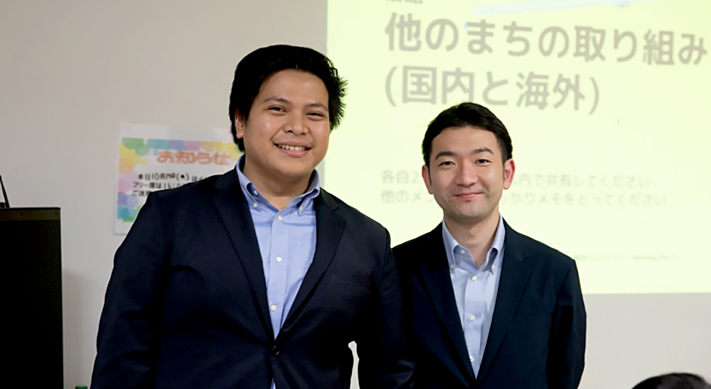 （左）ギラン・アンディ・プラダナ氏、（右）清藤 貴博氏　画僧